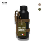 Porte-gourde avec bouteille noire et étiquette Militaire Faction®