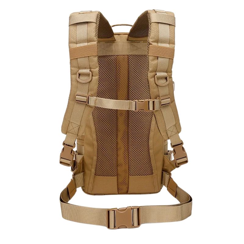 Modèle coyote vue de dos. Sangles d'épaules larges et ergonomiques, aussi rembourrées.