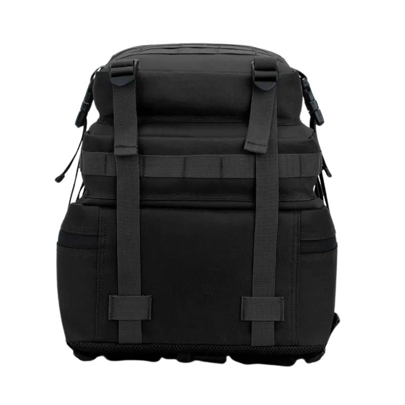 Sac_dos_militaire_50l fond de sac - Coutures surpiquées - Sangles réglables pour maintenir un sac de couchage.