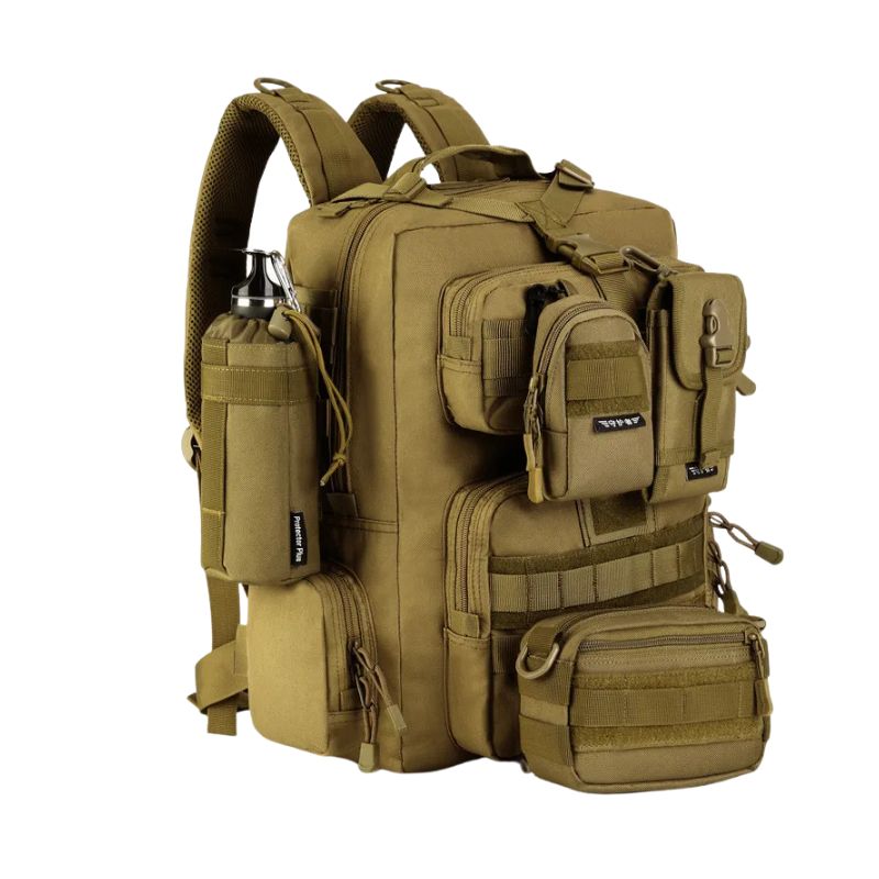 Modèle coyote. Equipé de nombreux compartiments modulaires.