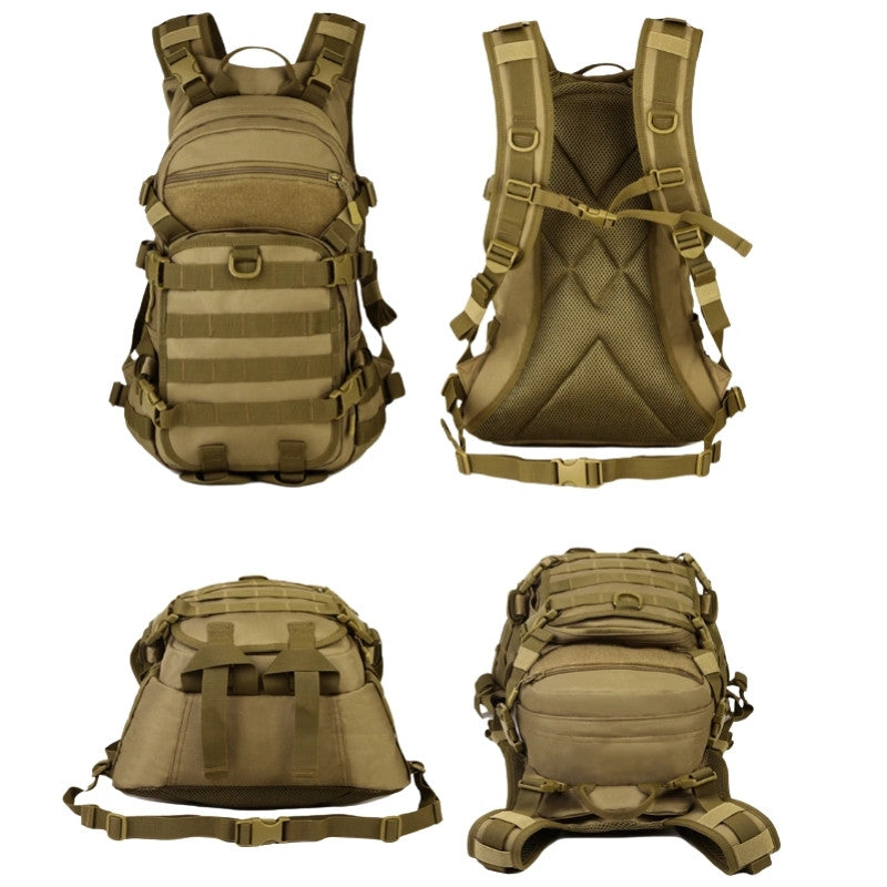 Sac à dos tactique en nylon 1000 deniers, fond de sac et coutures surpiquées. 